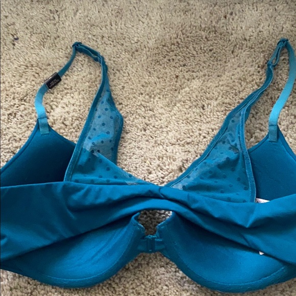 Victoria’s Secret bra - Picture 3 of 3